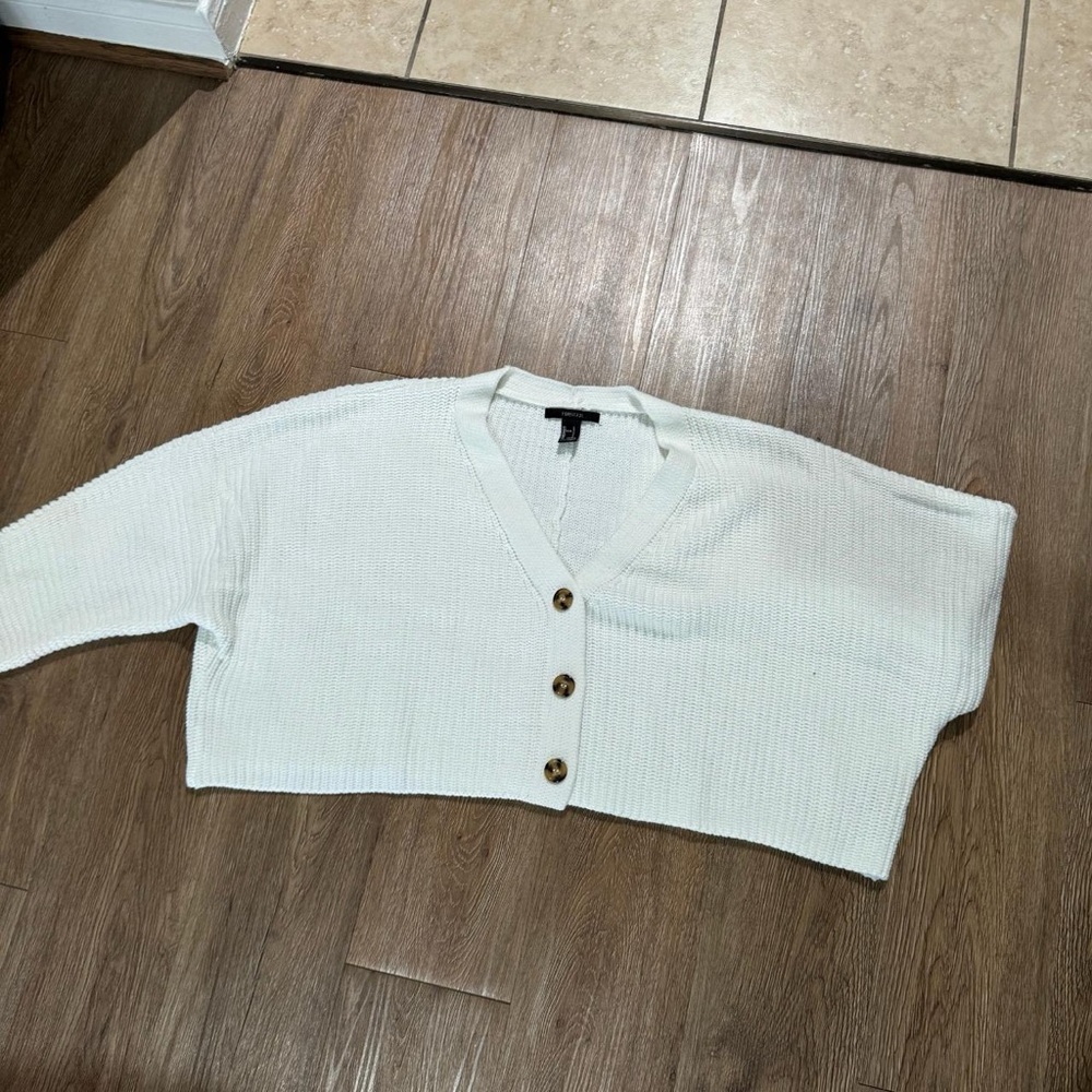 Forever 21 White Cropped Cardigan Sweater